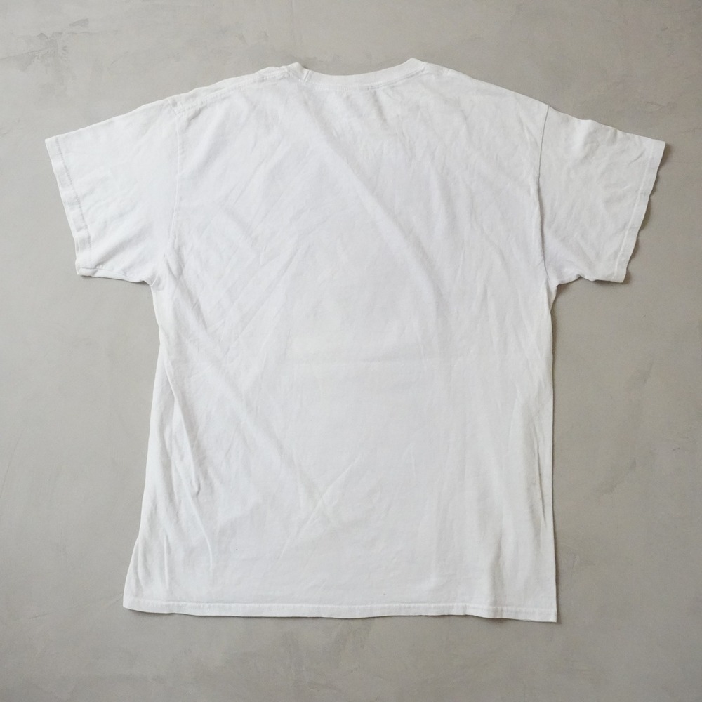 Billie Eilish Graphic T-Shirt XL White Anime Style Chains Blue Gothic Logo Tee - Picture 4 of 7